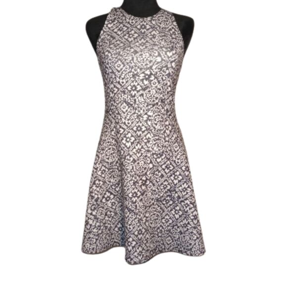 Abercrombie & Fitch Women's Size Medium Fit & Flare Mini Dres - Picture 1 of 7